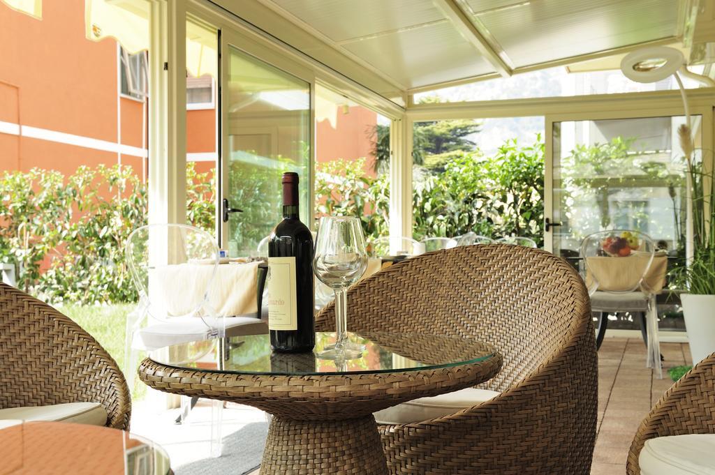 Eco Hotel Bonapace Torbole Sul Garda Exterior foto