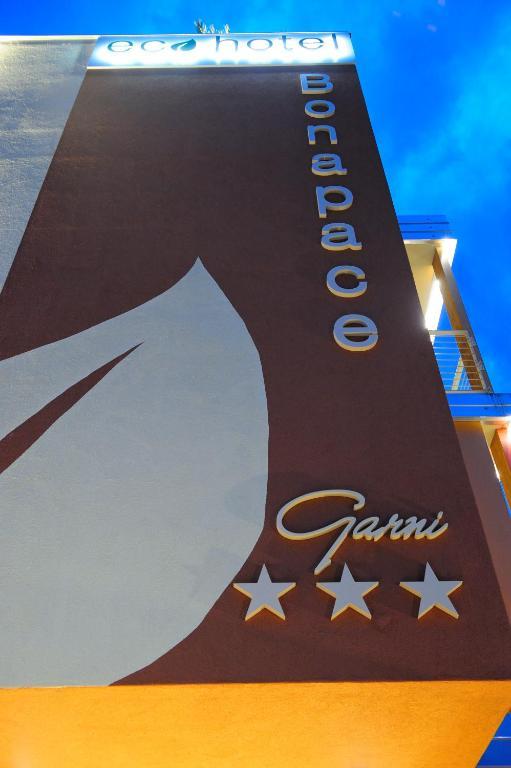 Eco Hotel Bonapace Torbole Sul Garda Exterior foto